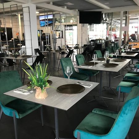 Hotel Chips Ferrol Narón Zewnętrze zdjęcie