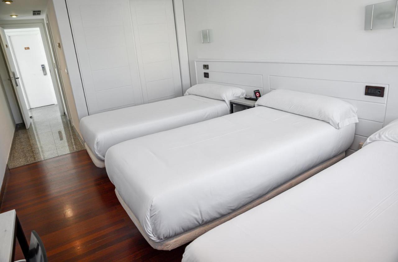 Hotel Chips Ferrol Narón Zewnętrze zdjęcie