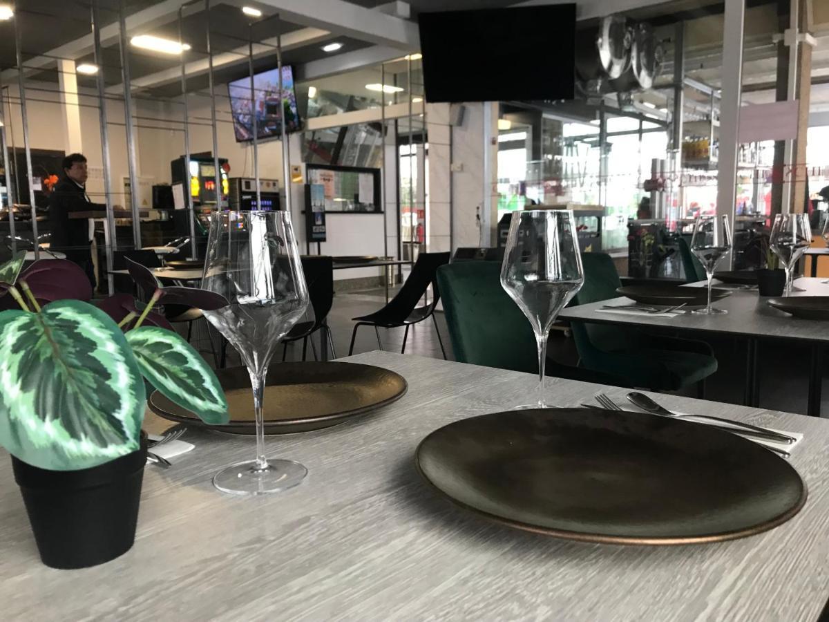 Hotel Chips Ferrol Narón Zewnętrze zdjęcie