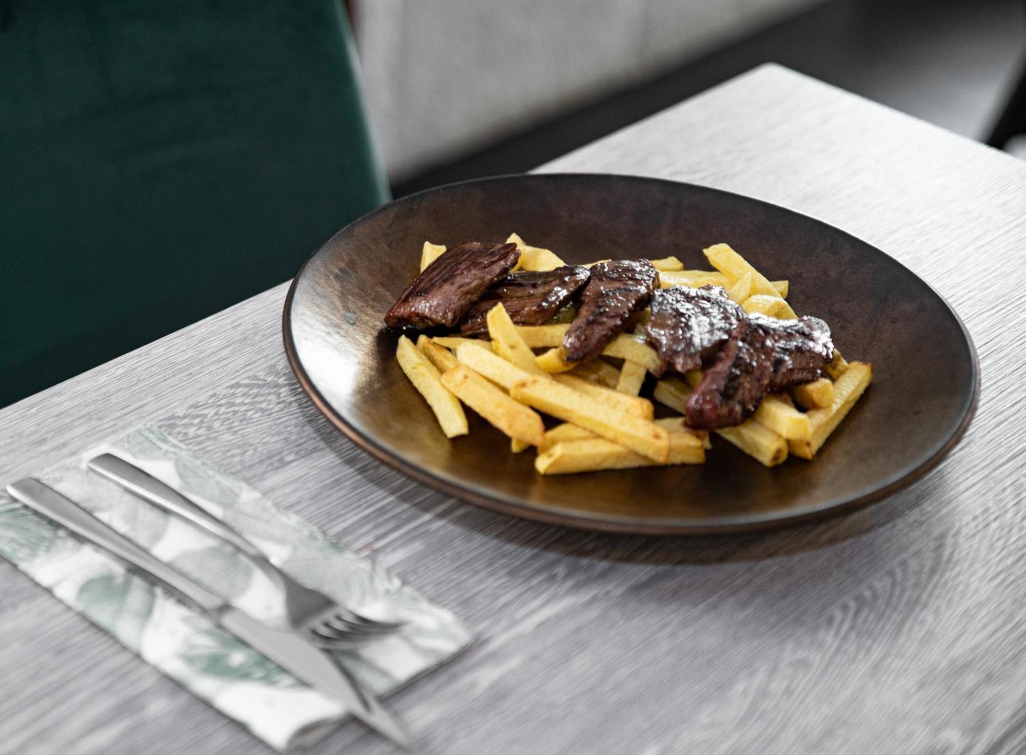Hotel Chips Ferrol Narón Zewnętrze zdjęcie
